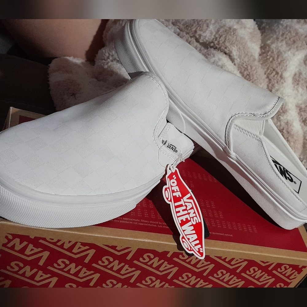 White vans mules